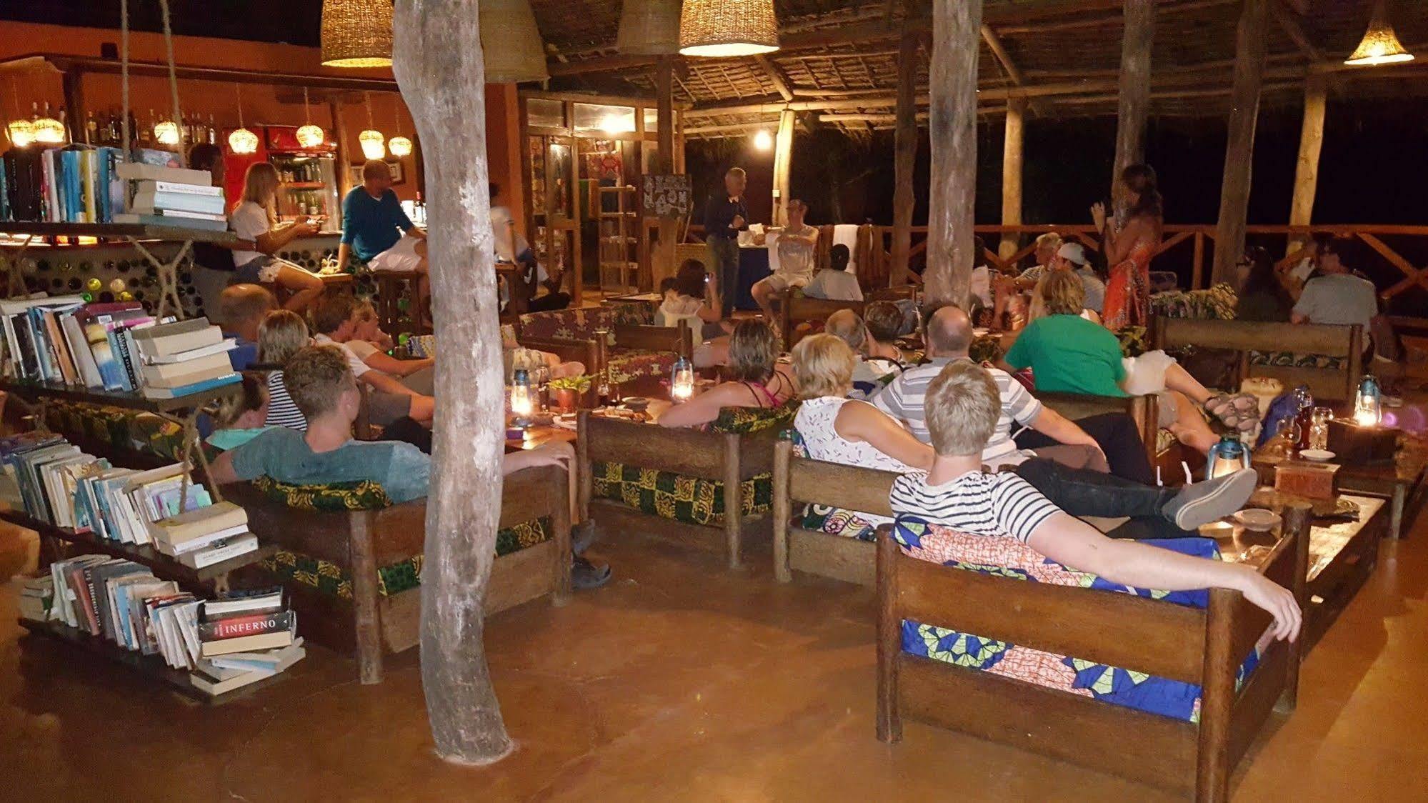Kichanga Lodge Michamvi Kae Exterior photo