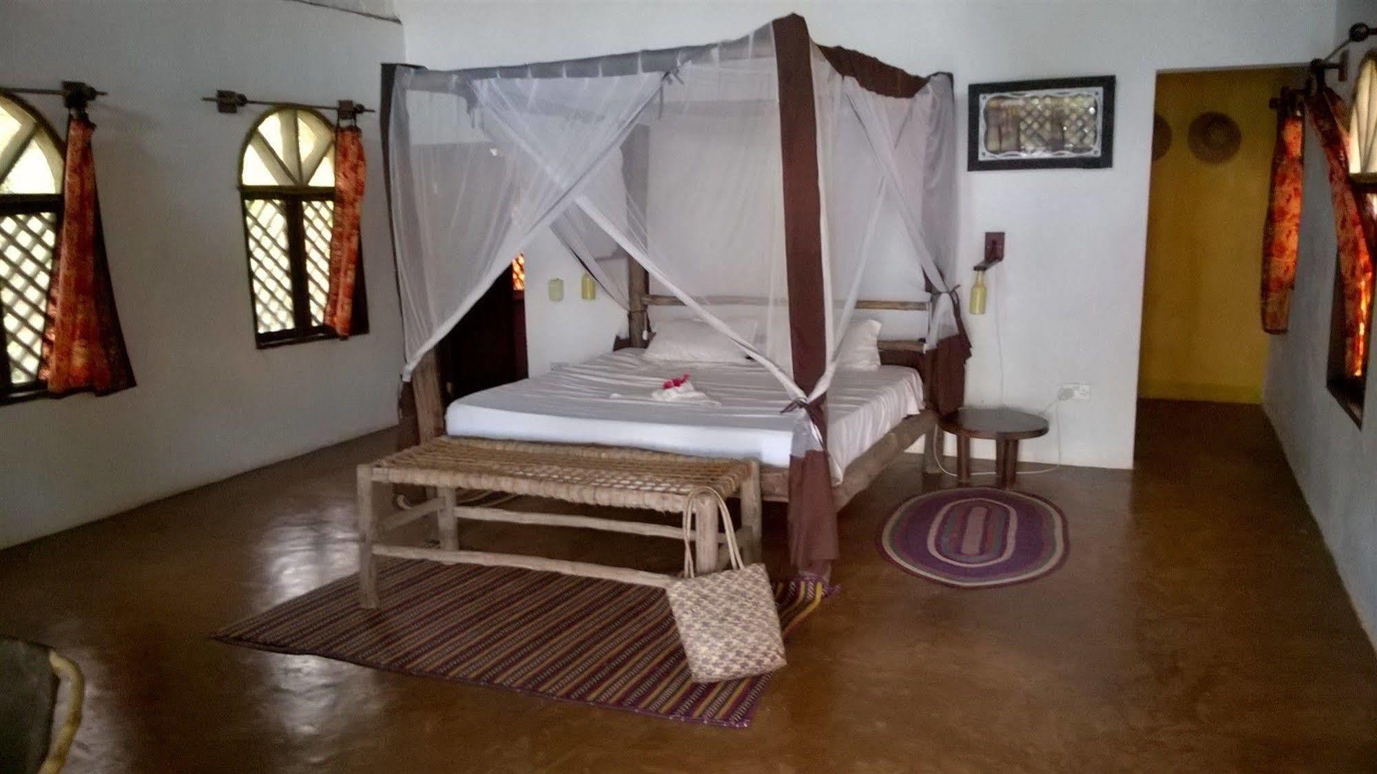 Kichanga Lodge Michamvi Kae Exterior photo